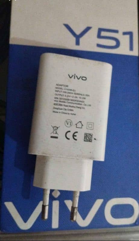 VIVO Y51 4GB RAM 128 GB ROM FRONT FinGER CAMERA 48PLUS CAMERA ETC 4