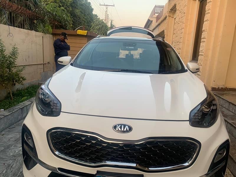 KIA Sportage AWD 2021 MODEL. Urgent Sale. text me on whatsapp 5