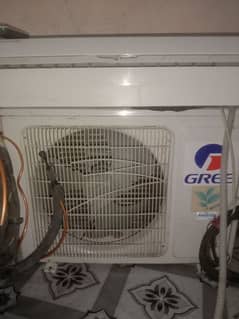 Gree 1 ton DC inverter AC