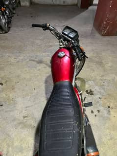 Honda 125 Karachi number