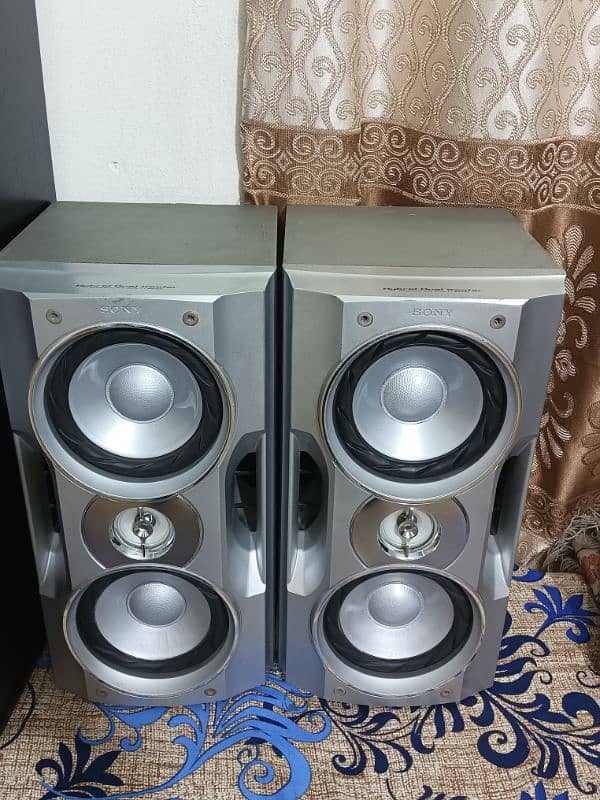 Sony woofer speakers 2