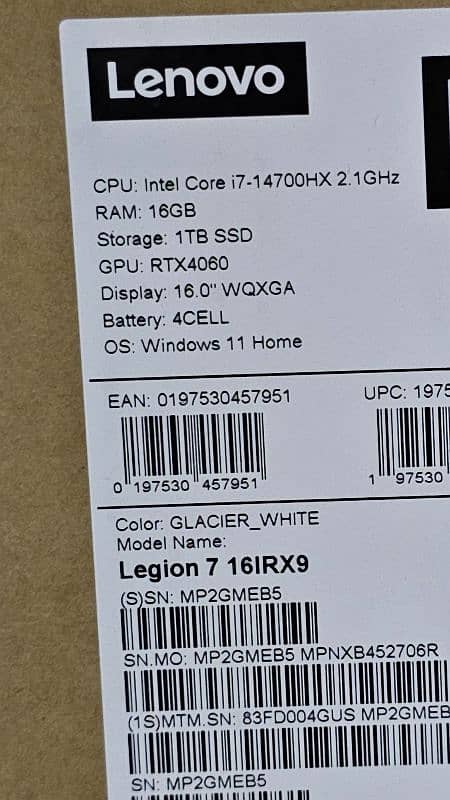 Lenovo legion 7i Glacier White Core i7 14700hx Rtx 4060 Gaming Laptop 1