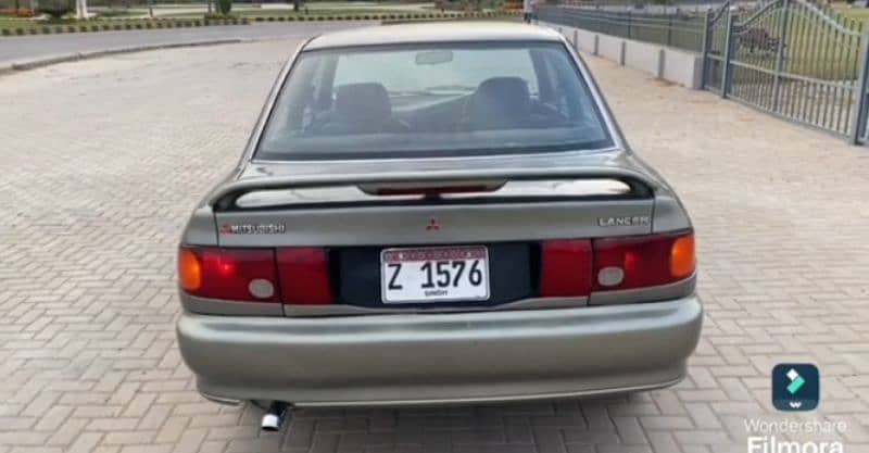 Dr (R) Army Officer Used Classic Mitsubishi Lancer GL Saloon 94 LTD 2