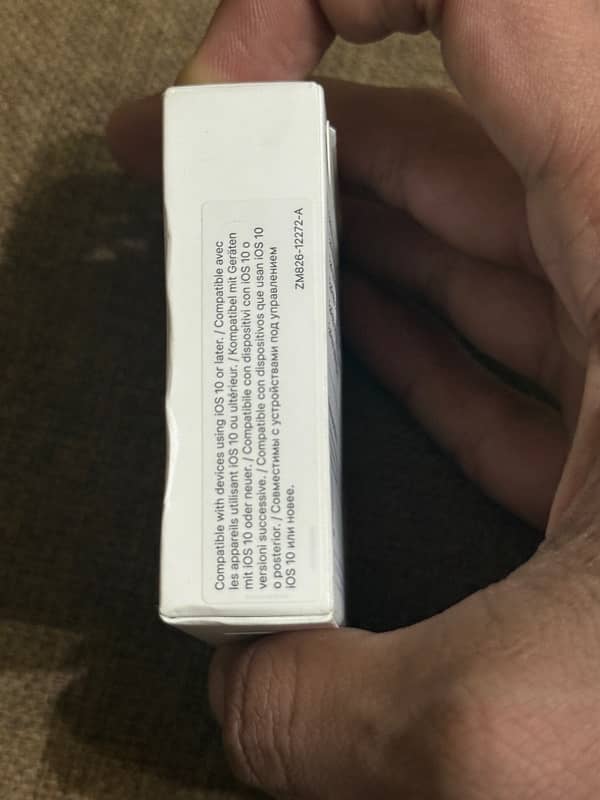 Apple Earpods Lightning Connector 1