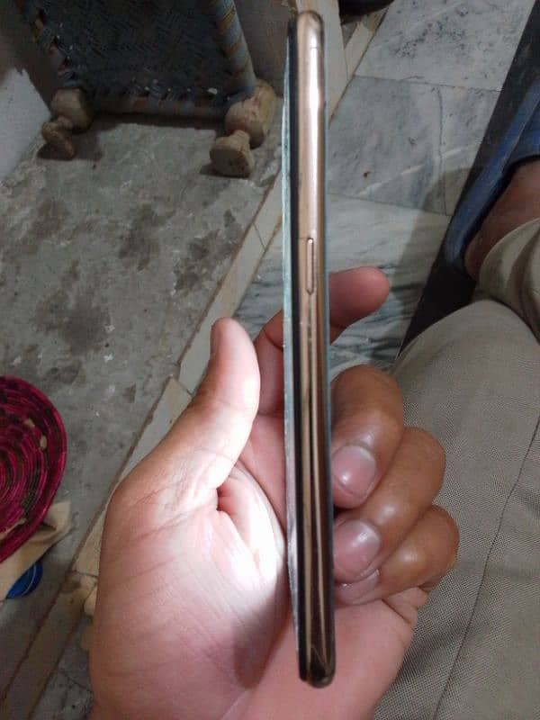 Oppo F 9 Urgent Sale 2