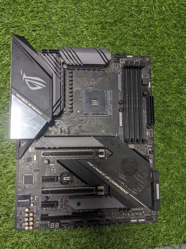 Asus ROG Strix X570 Wifi 0