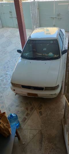 Nissan Sunny 1992