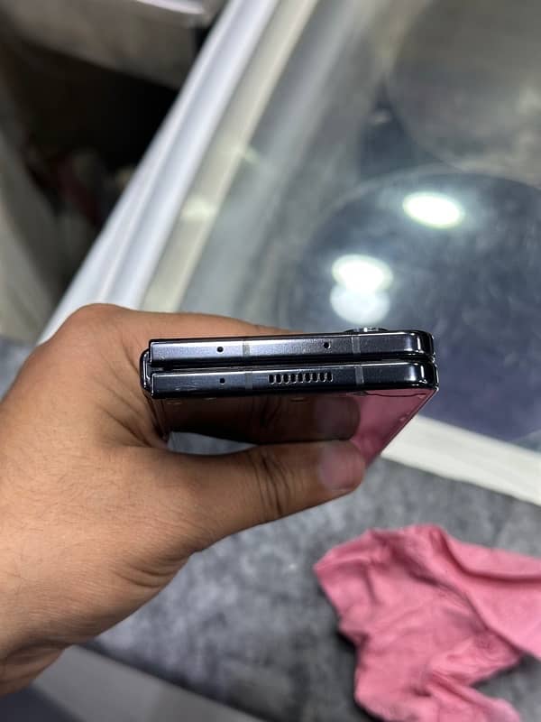 Samsung Galaxy Z Fold5 1