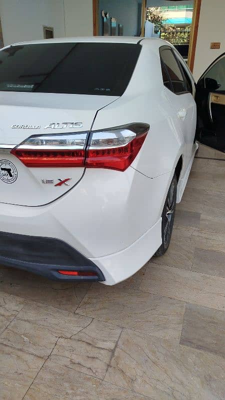 Toyota Corolla Altis 2022 4