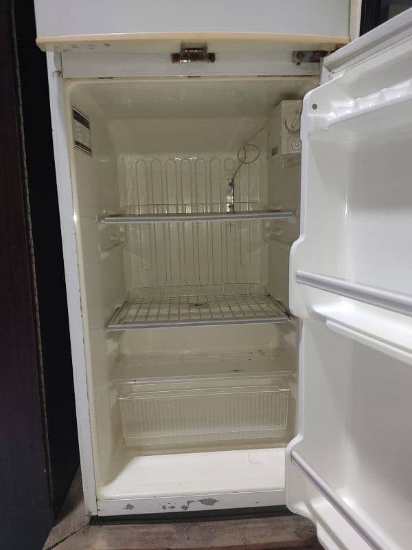 Saudi Imported Fridge 3