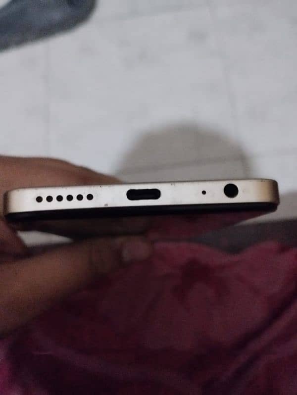 Infinix Smart 8 pro. 0