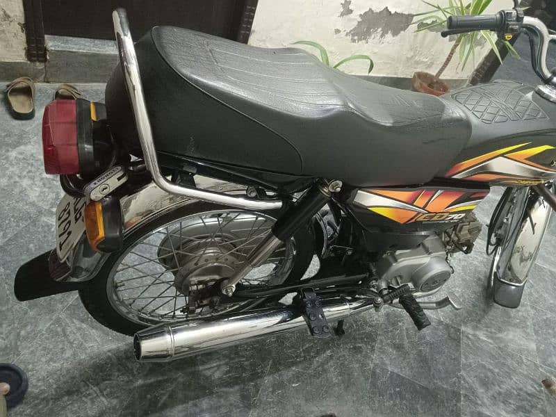 Honda 70 like brand new 3