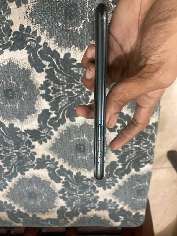 iphone 11 pro 256 GB dual PTA 5