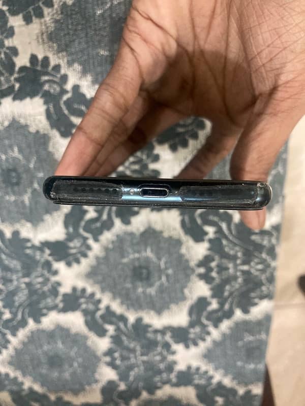 iphone 11 pro 256 GB dual PTA 6