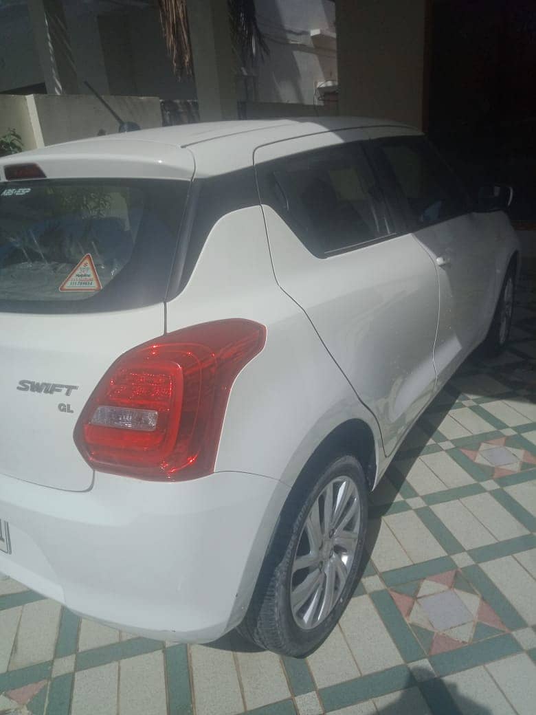 Suzuki Swift 2022 1