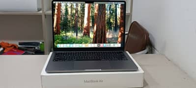 Macbook Air M2 2022 13.3" 8/512gb