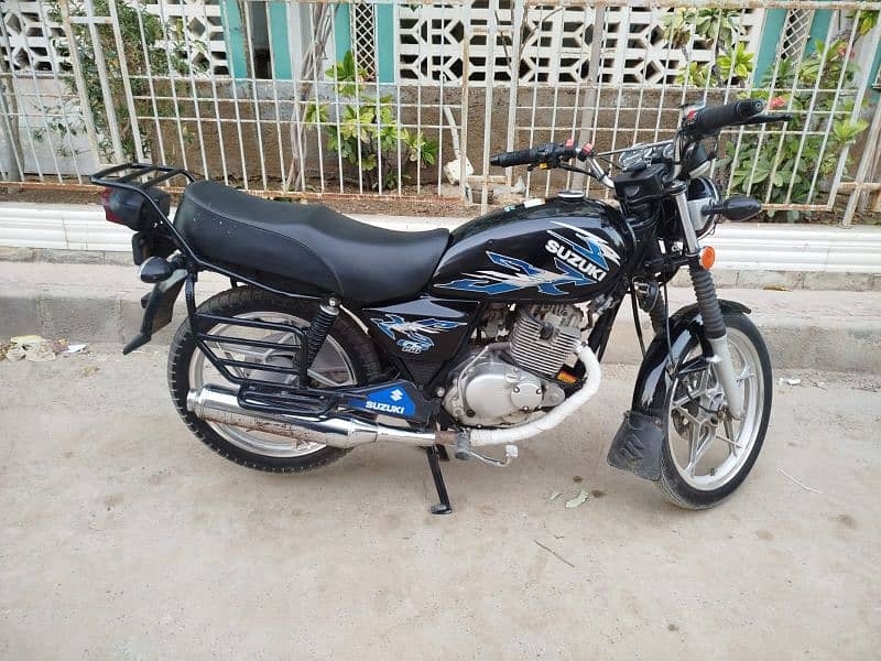 suzuki GS Se 2022 5