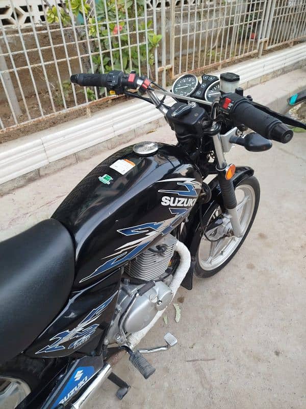 suzuki GS Se 2022 6