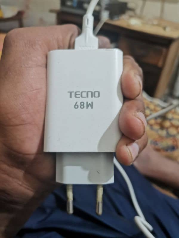 Tecnno pova 5 pro 5g 8