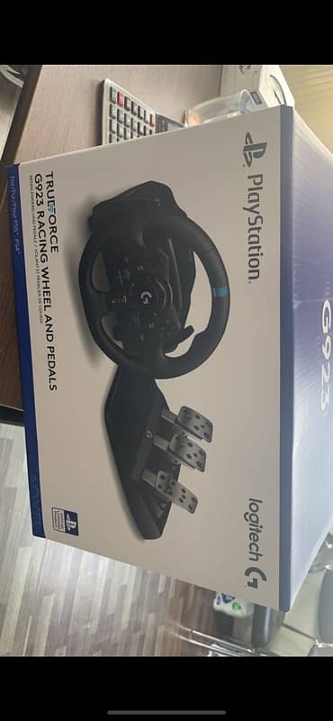 Logitech G923 Steering Wheel 0