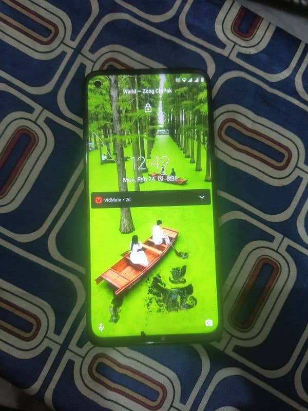 moto G 8 power 4/64 complete box 0