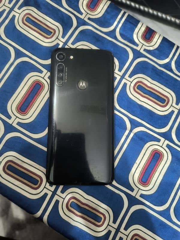 moto G 8 power 4/64 complete box 1