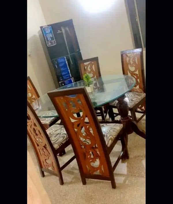 Dining Table with 6 chairs! 2