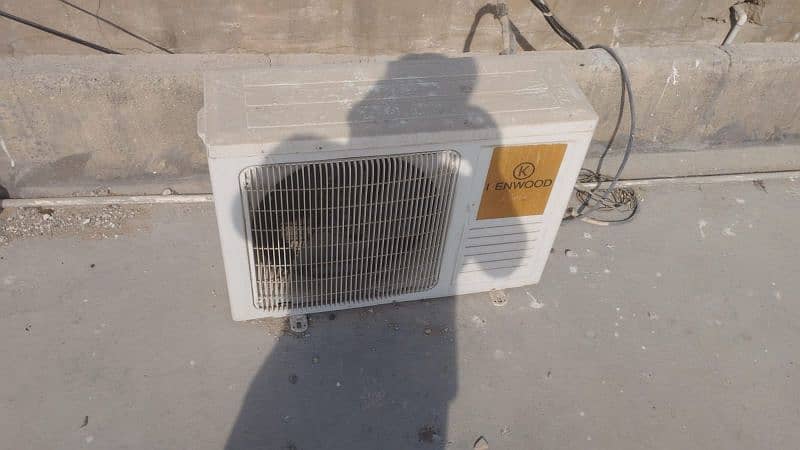 Split AC 1 ton 3