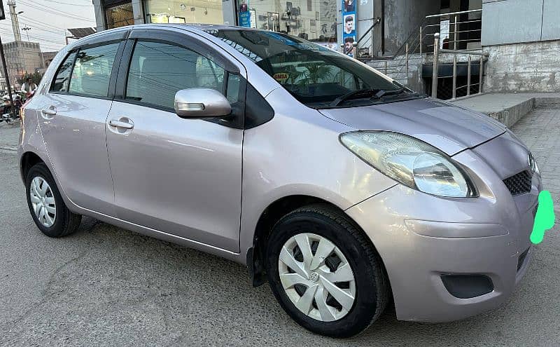 Toyota Vitz automatic 90/ original condition 2