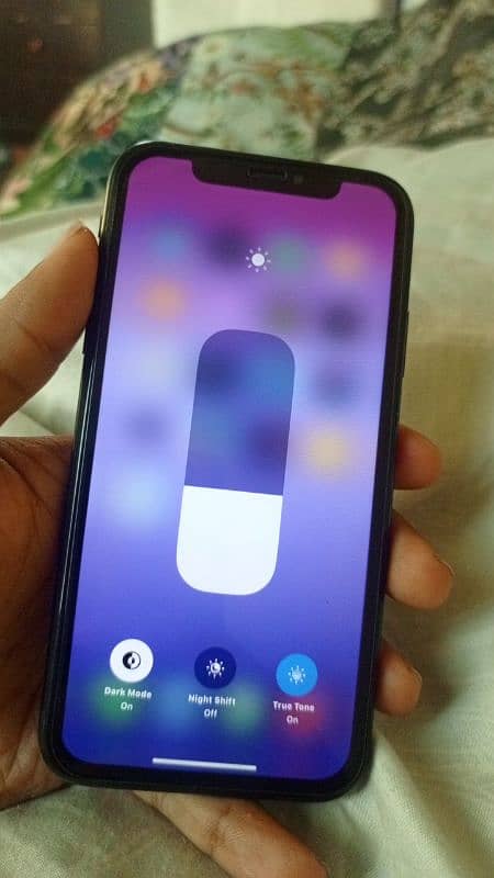 IPhone XR 64GB Factory Unlocked Non PTA 1