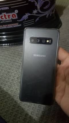 Samsung s10 almost fresh with box