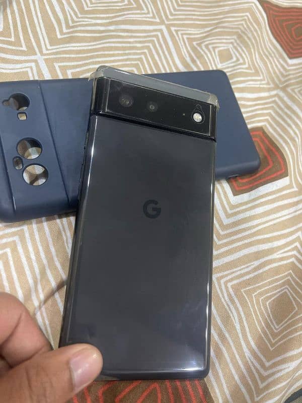 Google Pixel 6 black color 0