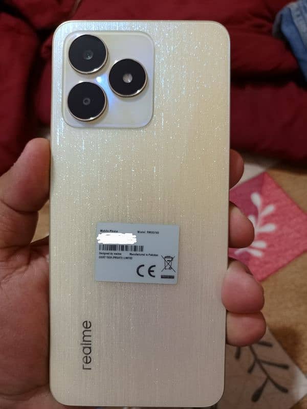 Realme C53 6/128 10