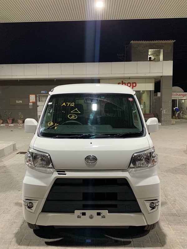 Daihatsu Hijet 2019 0