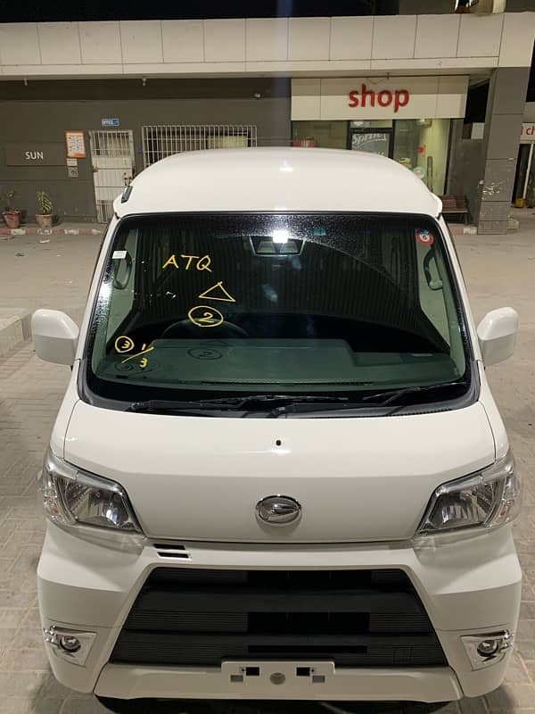 Daihatsu Hijet 2019 3