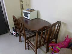 Wooden Dining Table for Sale (4 seater)