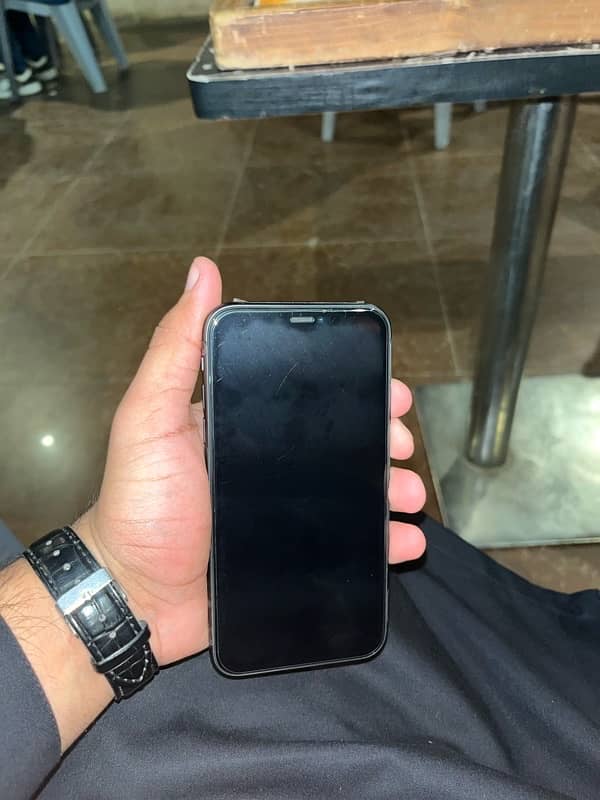 IPhone 11 simple 5