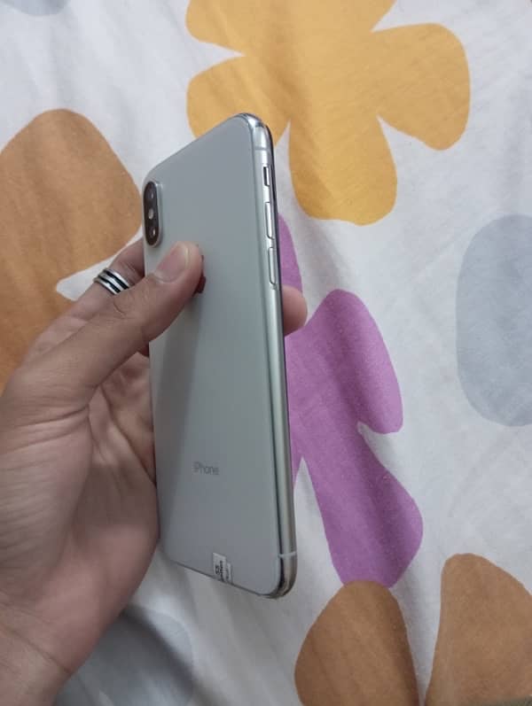 iPhone X 256 GB PTA Approved 4