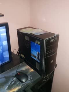 urgent sale, PC computer with table contact with chat and caall