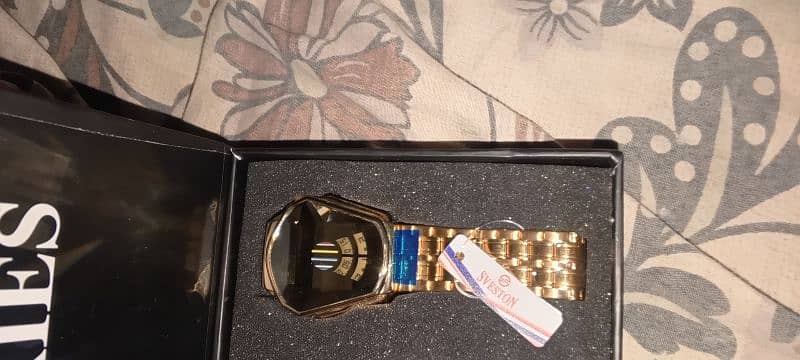 sveston Iron man in gold for sale 1