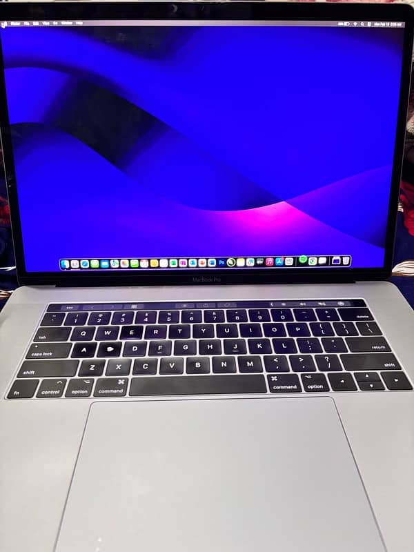 MacBook Pro 2017 1