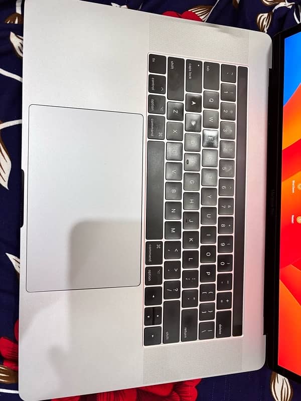 MacBook Pro 2017 2