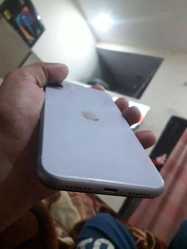 iPhone 11 64gb (Just Display Message) 9