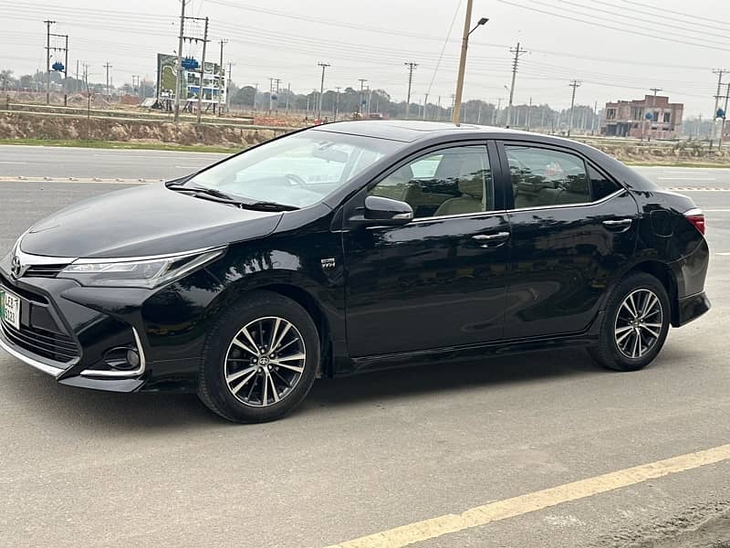 Toyota Altis Grande 2019 3