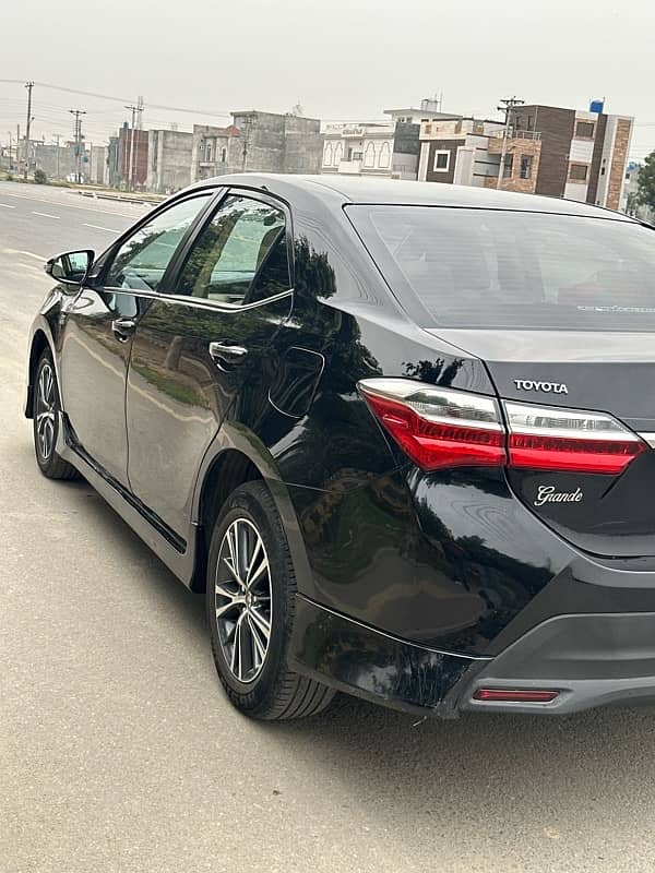 Toyota Altis Grande 2019 6