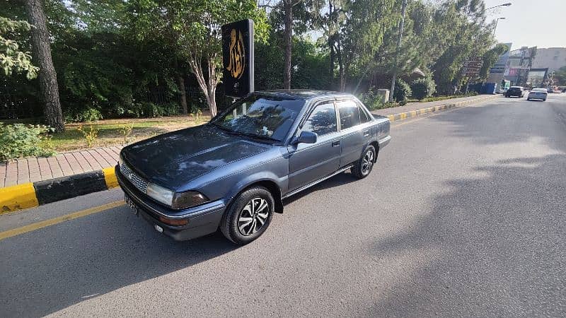 Toyota Corolla 1992 London Model 2