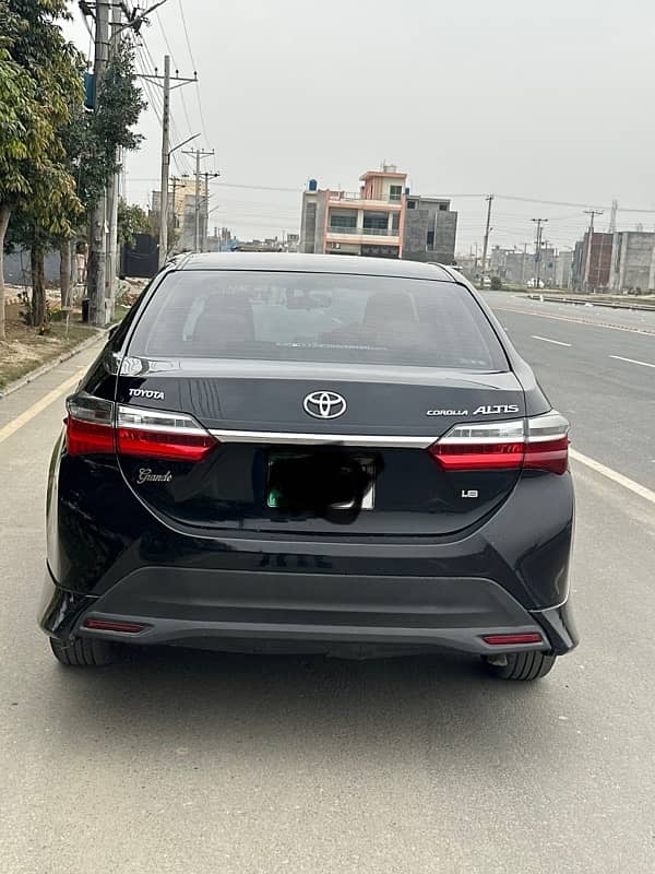 Toyota Altis Grande 2019 16