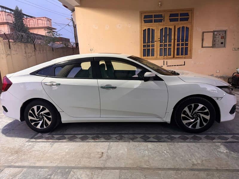 Honda Civic X 2018 3