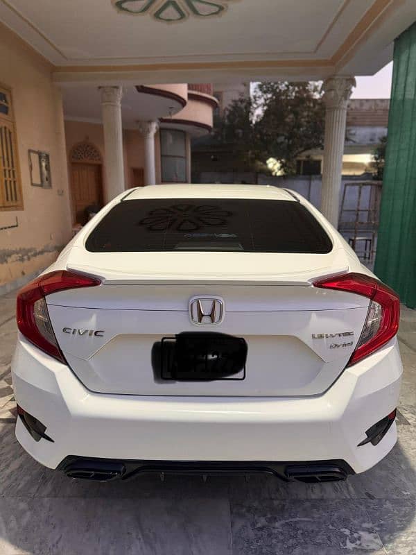 Honda Civic X 2018 5