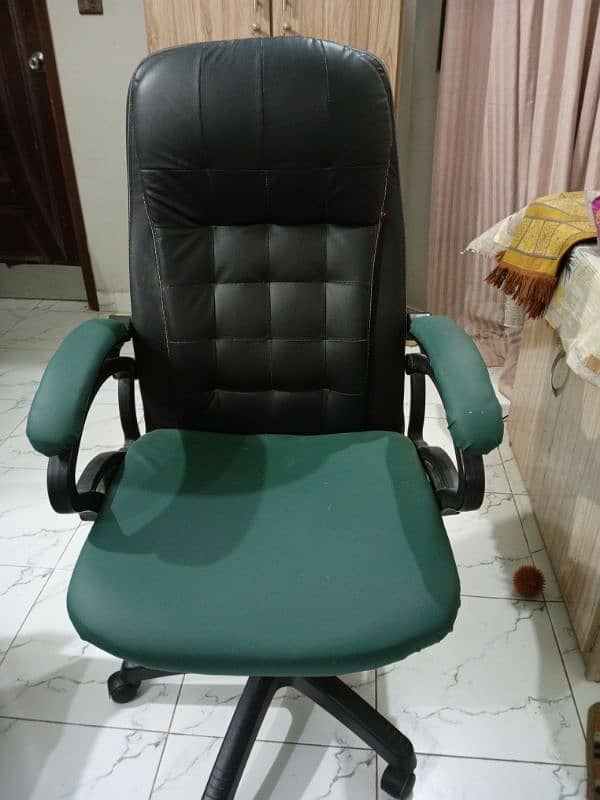 Revolving Chair (Office Chair) 8